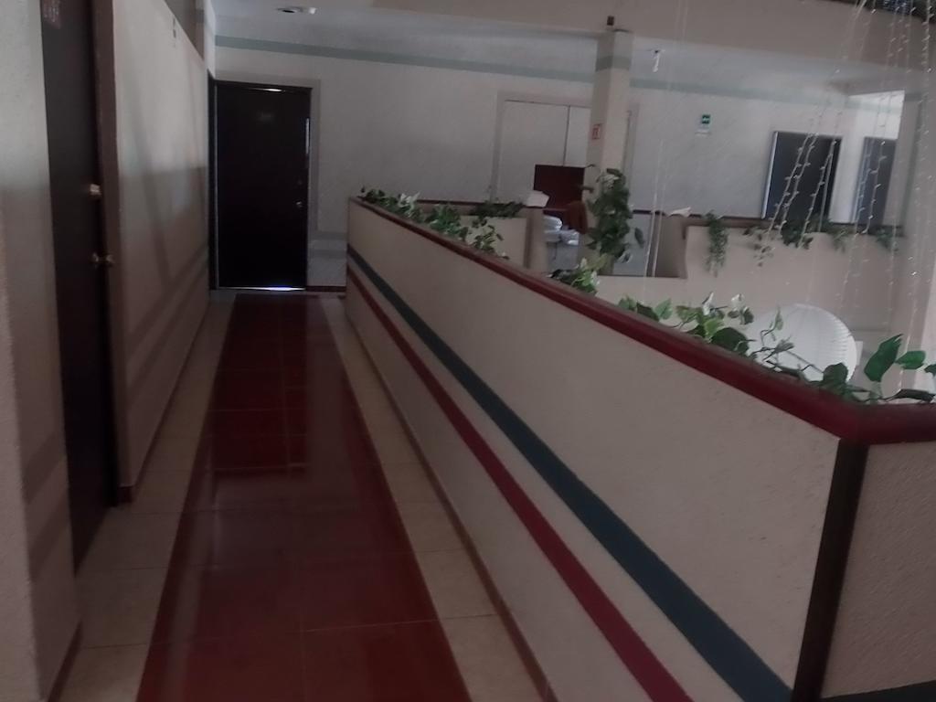 拉尔多斯酒店 萨拉曼卡 外观 照片
